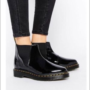 Dr. Martens Bianca Chelsea boot